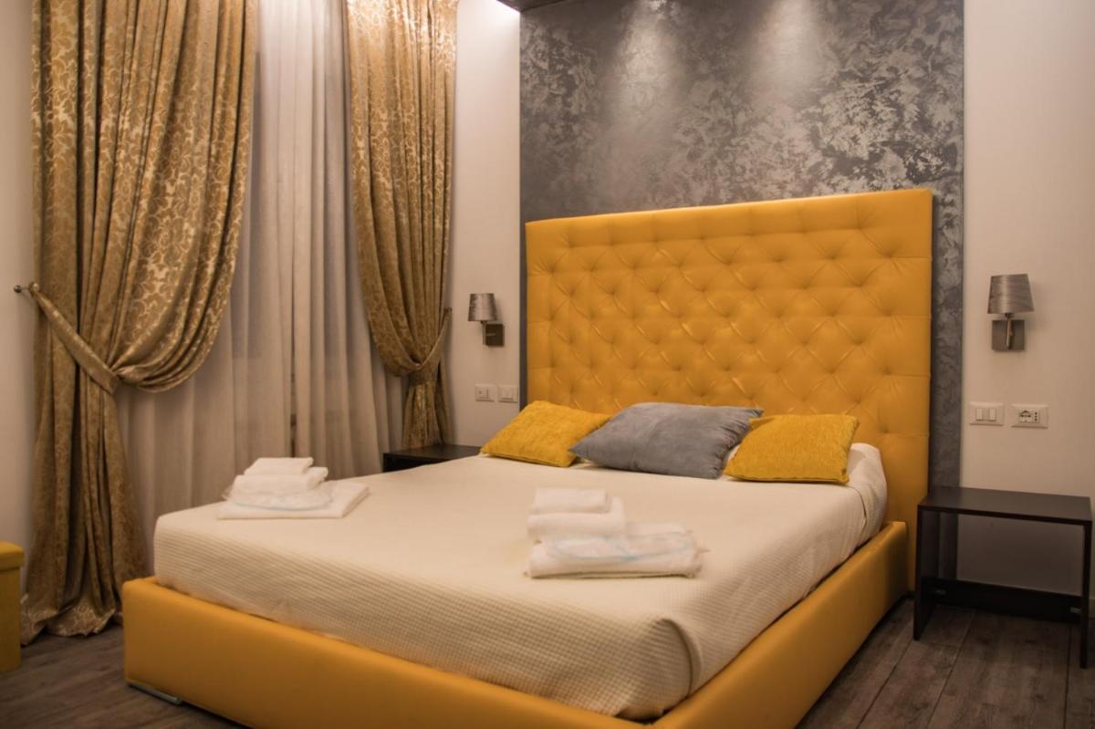 Double A Guest House - Housity