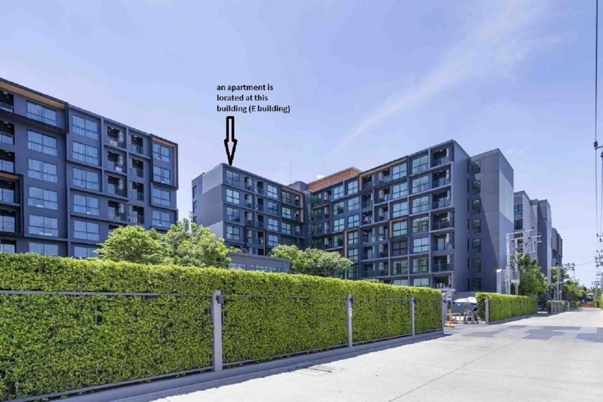 The Excel Groove Condo at Lasalle 52 - Housity