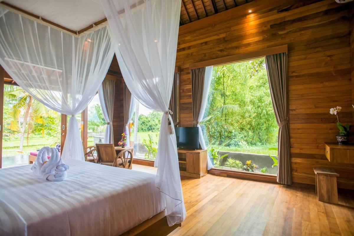 New villa at the edge of rice field + free scooter - Housity