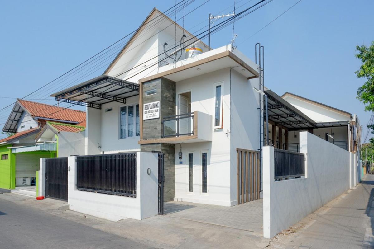 RedDoorz Plus Syariah near Stasiun Tegal 2 - Housity