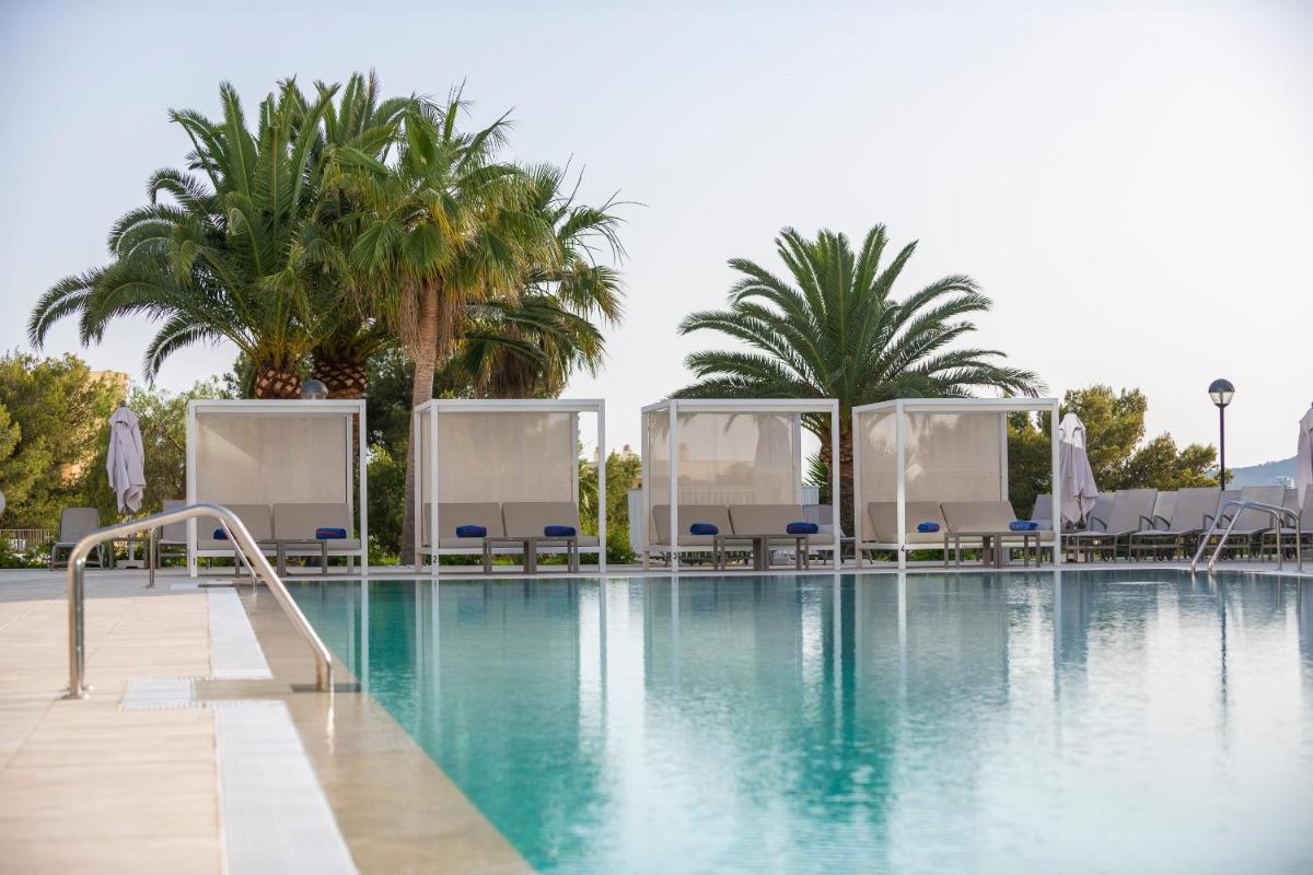 Piscina en o cerca de Tomir Portals Suites - Adults Only