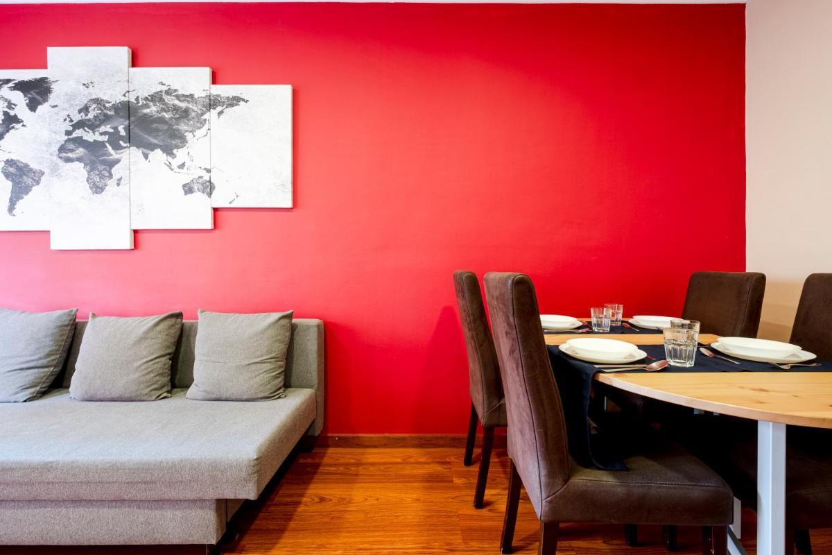 Three Bedroom Apartment in Sants - Housity