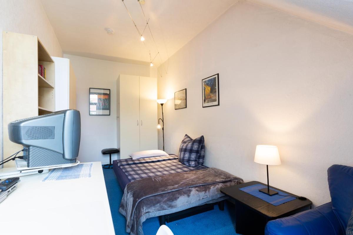 Premium Home Living - near Fairgrounds - Housity