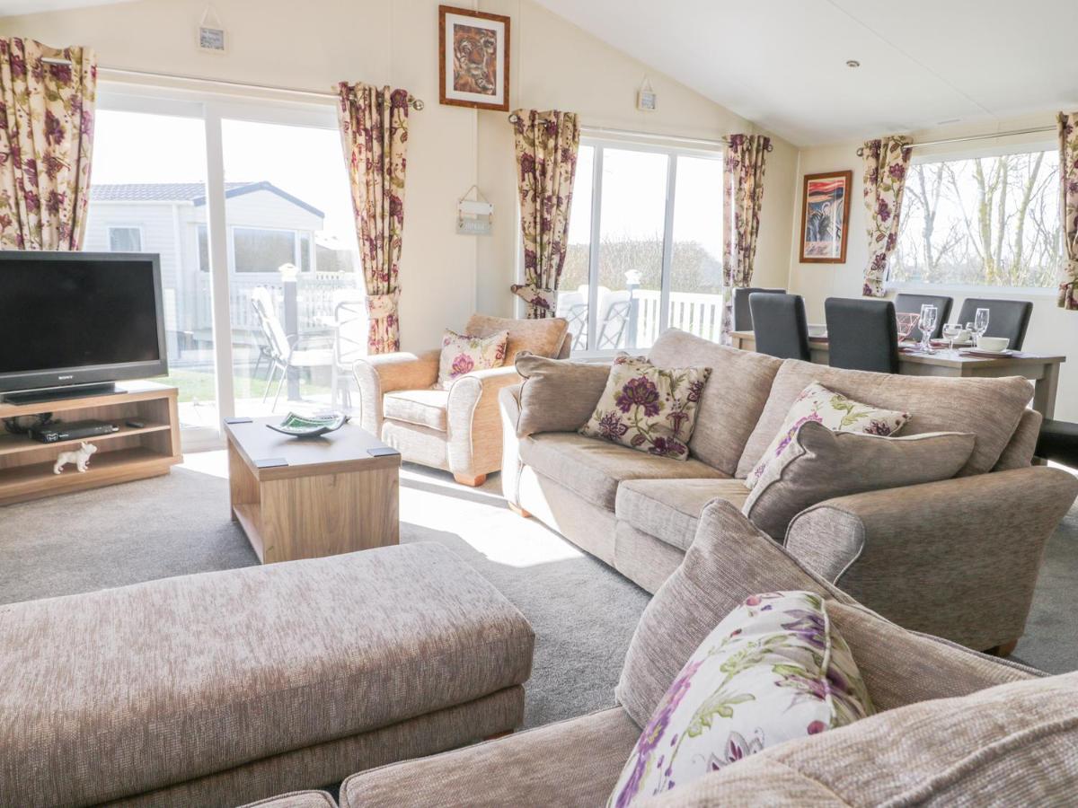 Skipsea Lodge - Housity