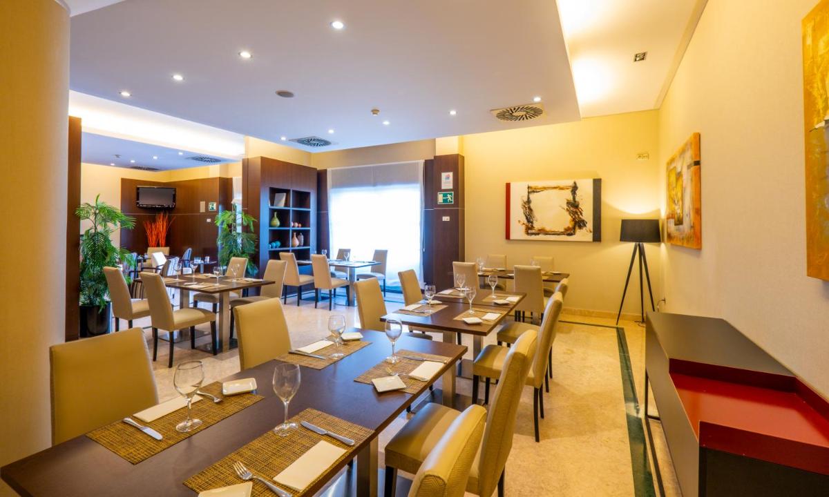 Hotel Attica21 Las Rozas - Housity