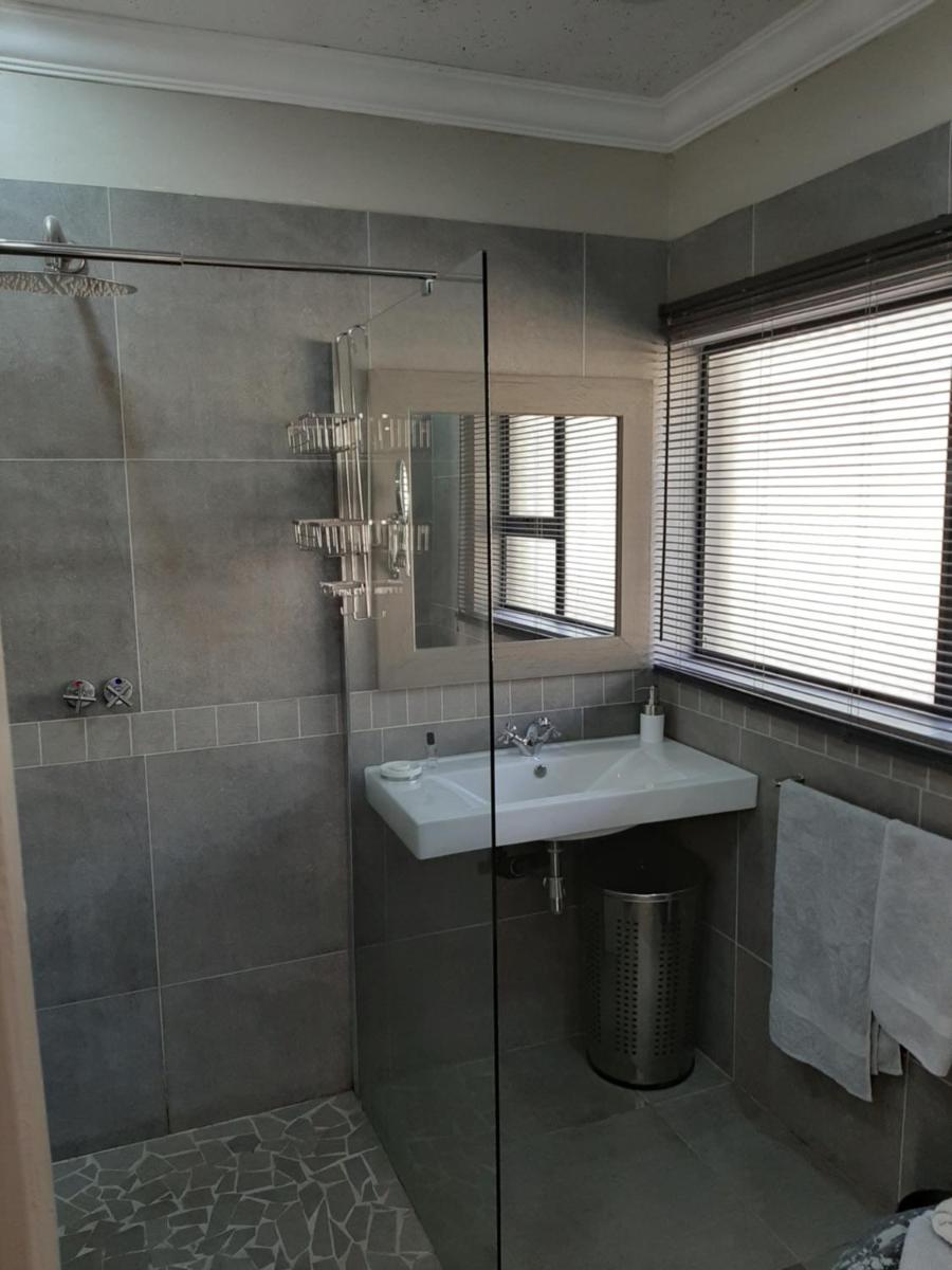 Studio 3 The Studios at Churchill - Hizvo