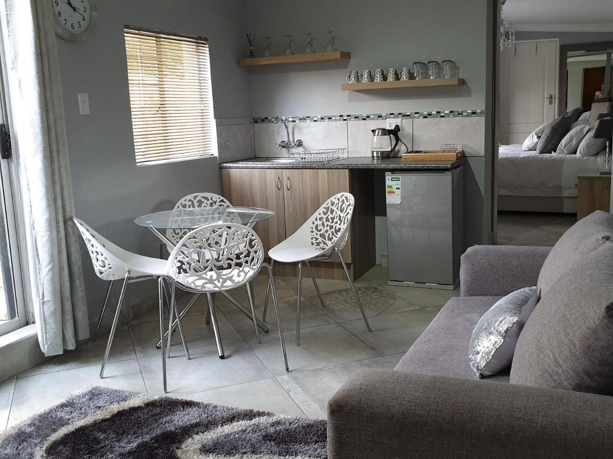 Elephant Bush Guest Cottage - Housity