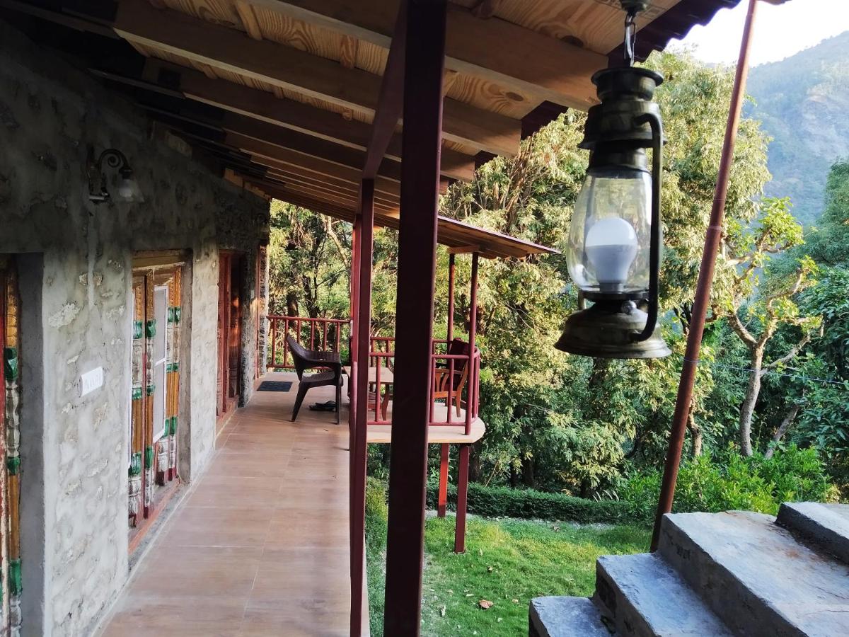 Silent Valley- Alchauna Kumaoni House along river Kalsa - Housity