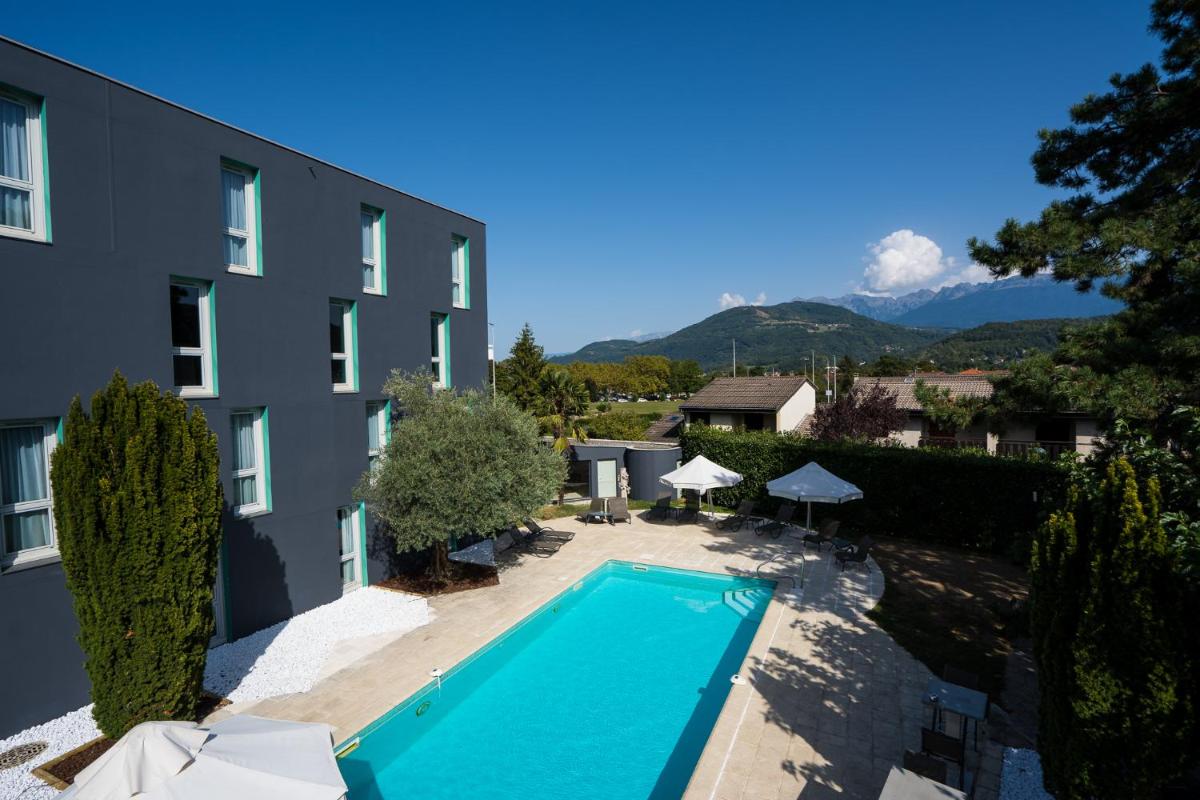 PoMo Hôtel & Restaurant - Housity