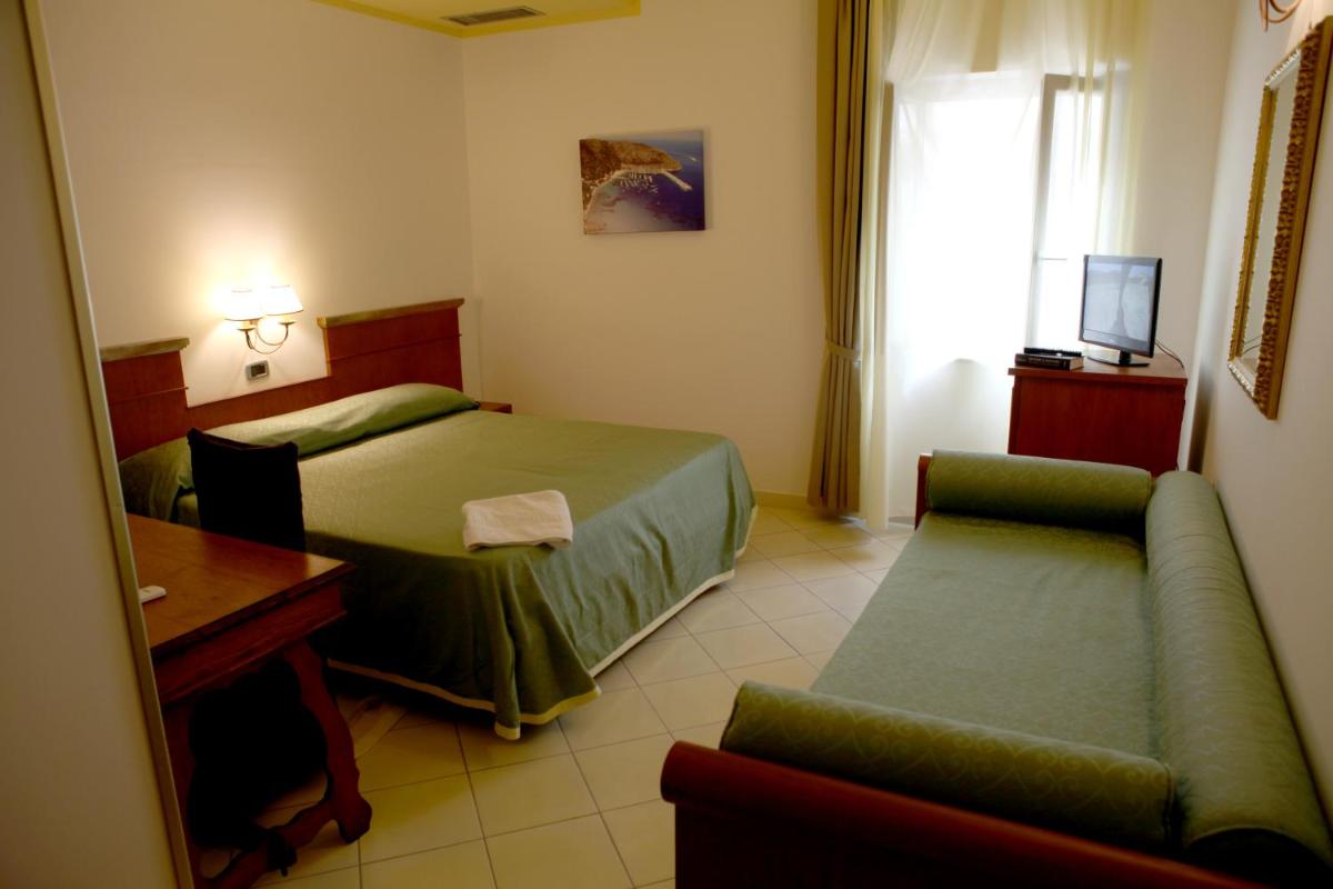 Hotel La Torre - Housity