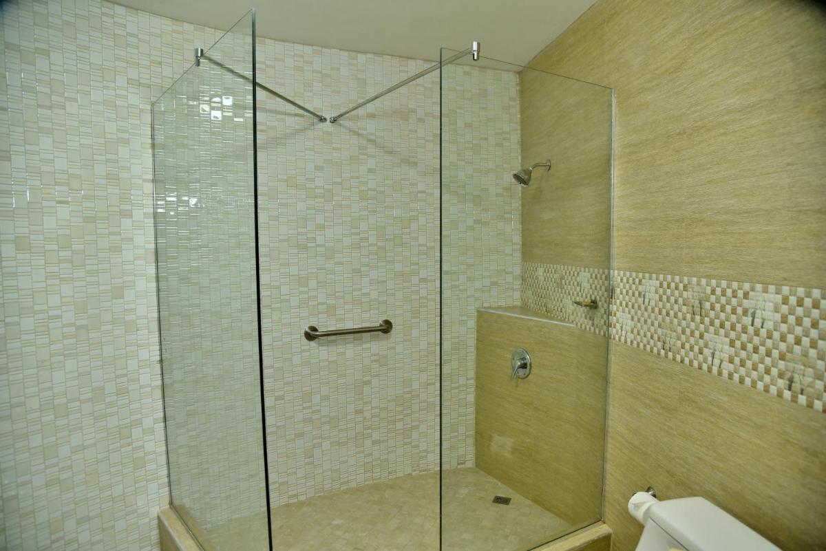 Hotel Grand A View - Hizvo