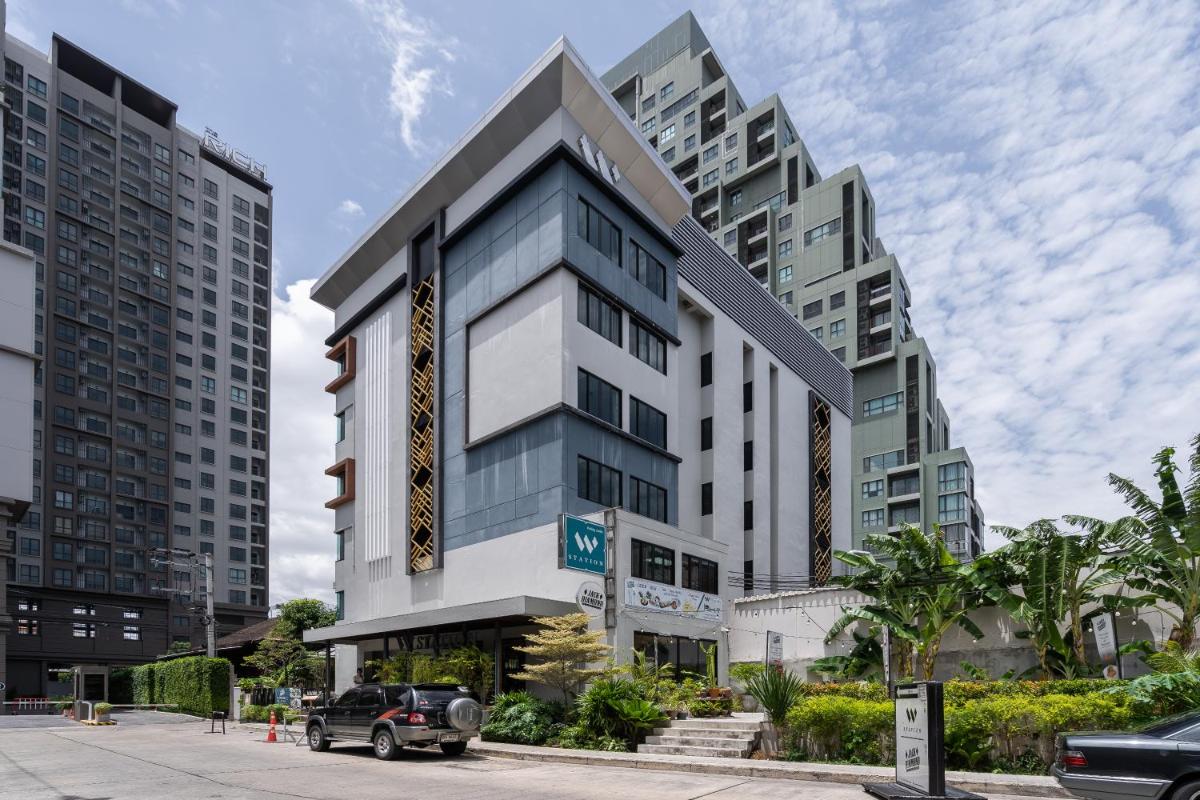 W Station - Housity