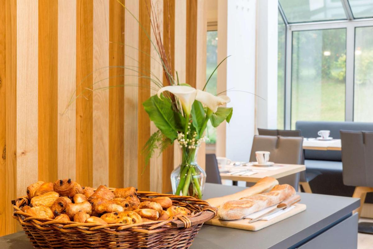 Nourriture dans l'hôtel ou à proximité