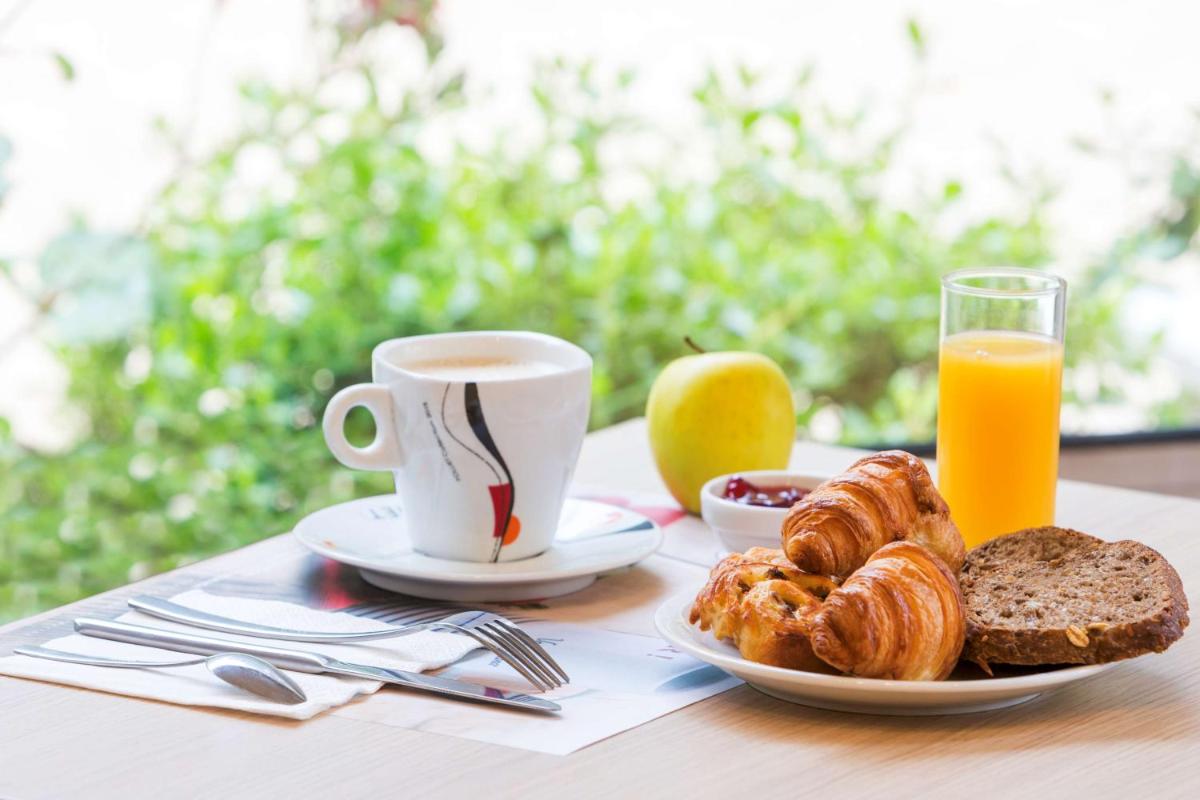 Nourriture dans l'hôtel ou à proximité