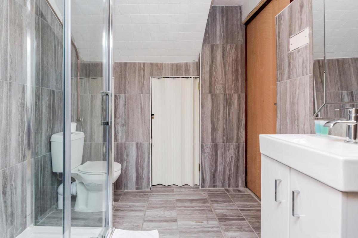 Russell Square Hotel - Housity