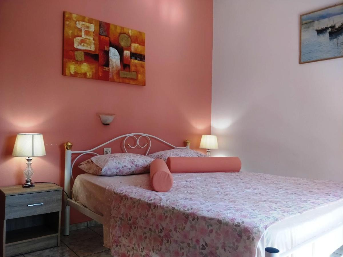 Maria Ss - Housity