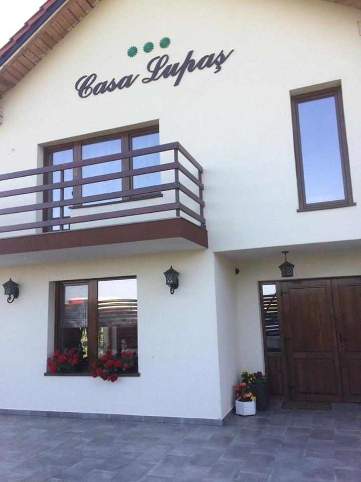 Pensiunea Casa Lupas - Housity