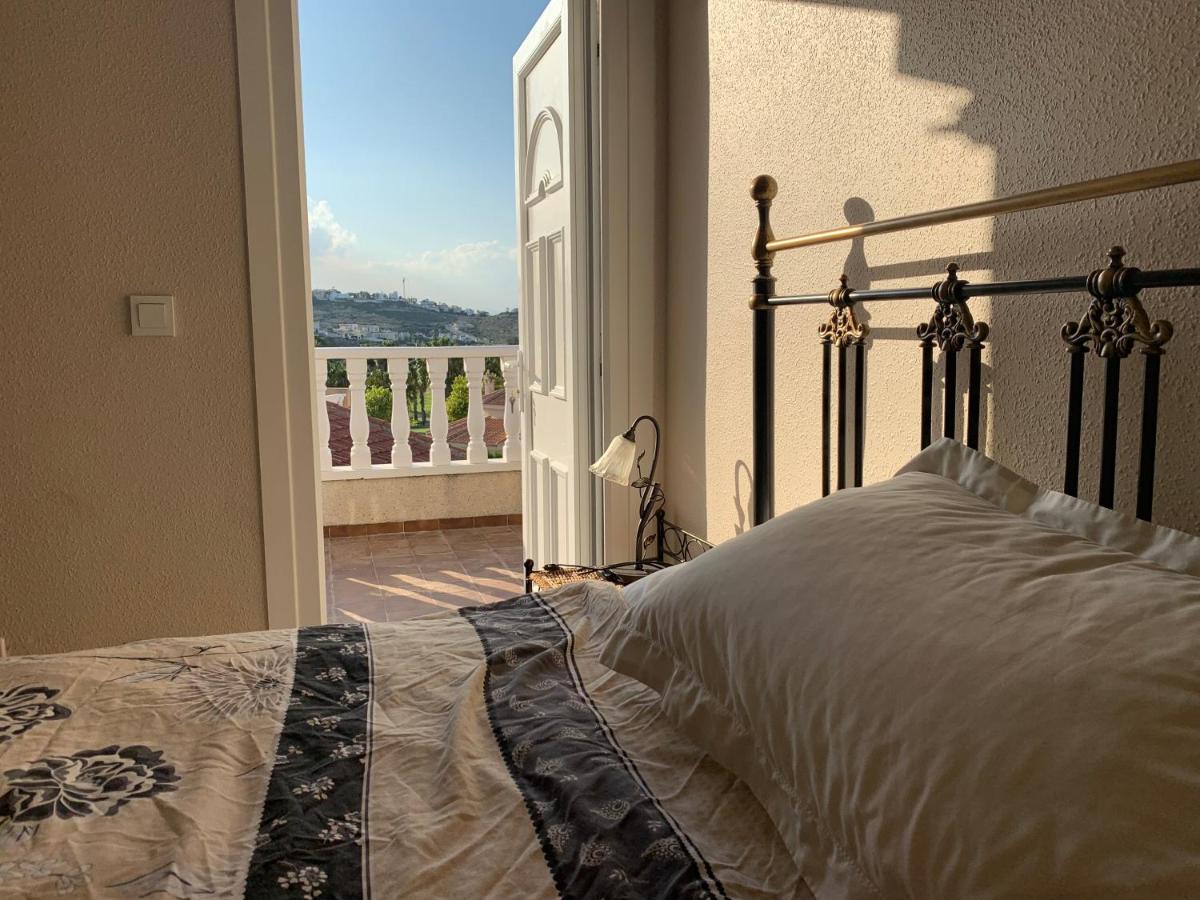 OAK Villa - Housity