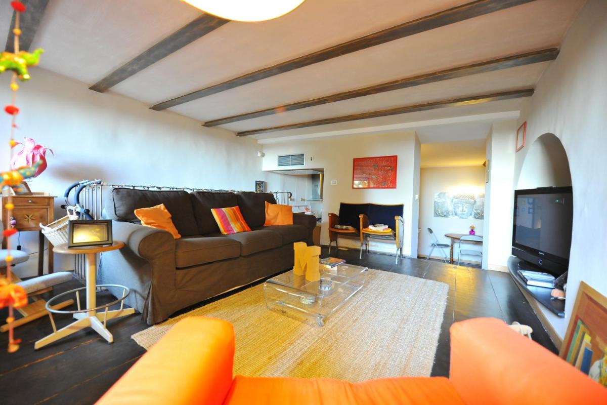 Suitetrails - Martina Guest House