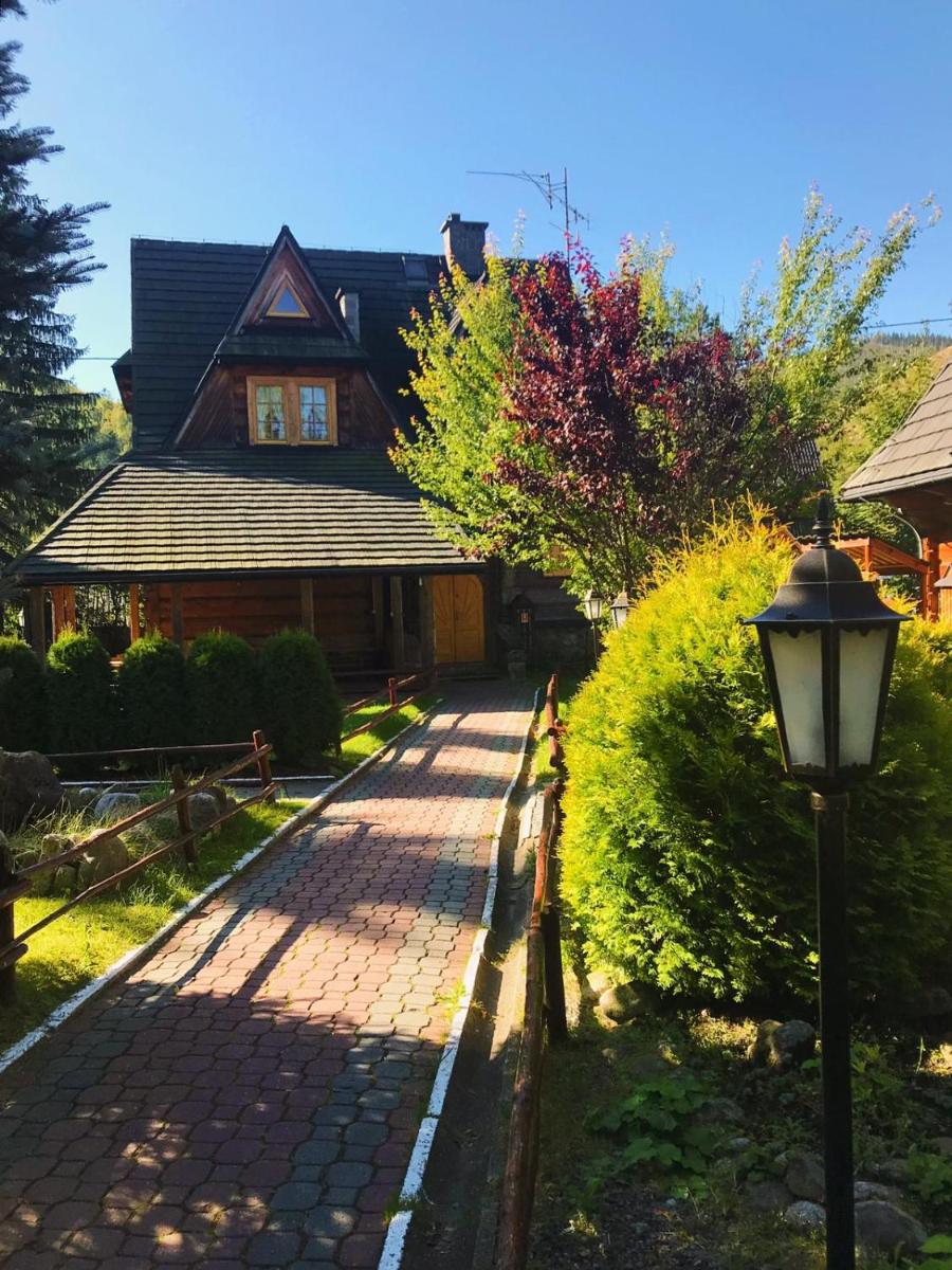 Kirowy Gościniec - Housity