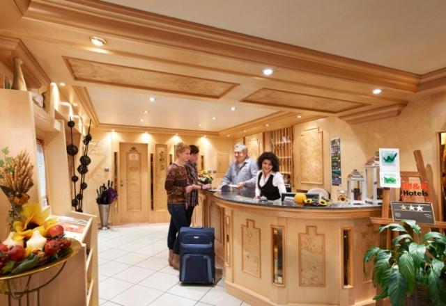 Hotel Restaurant Rückert - Housity