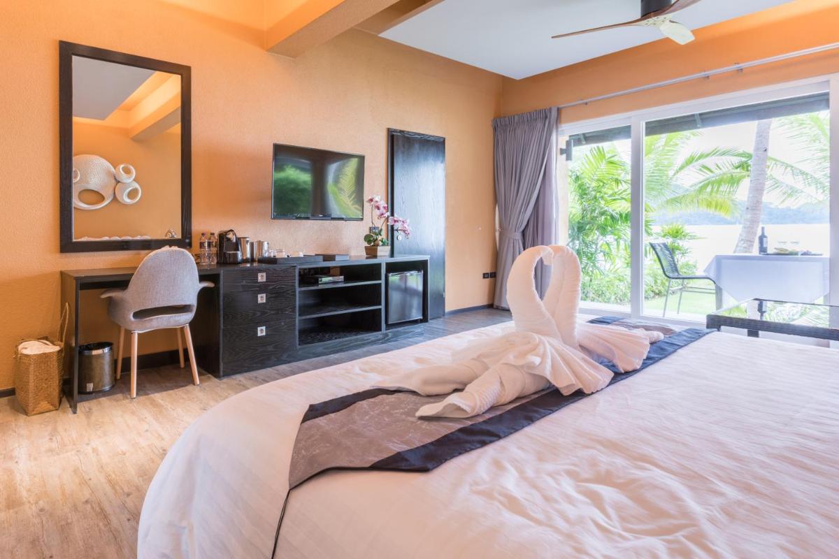 Peninsula Beach Resort - Housity