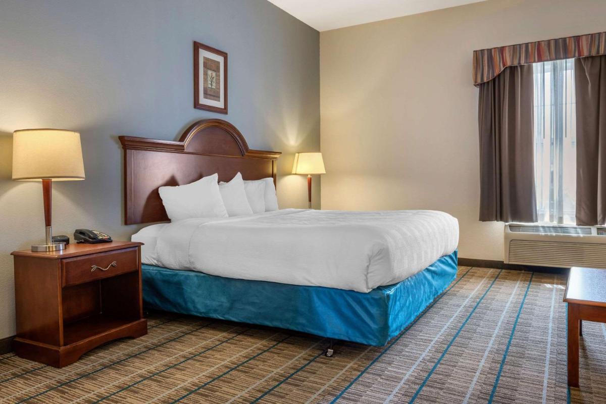 MainStay Suites Grantville - Hershey North - Housity