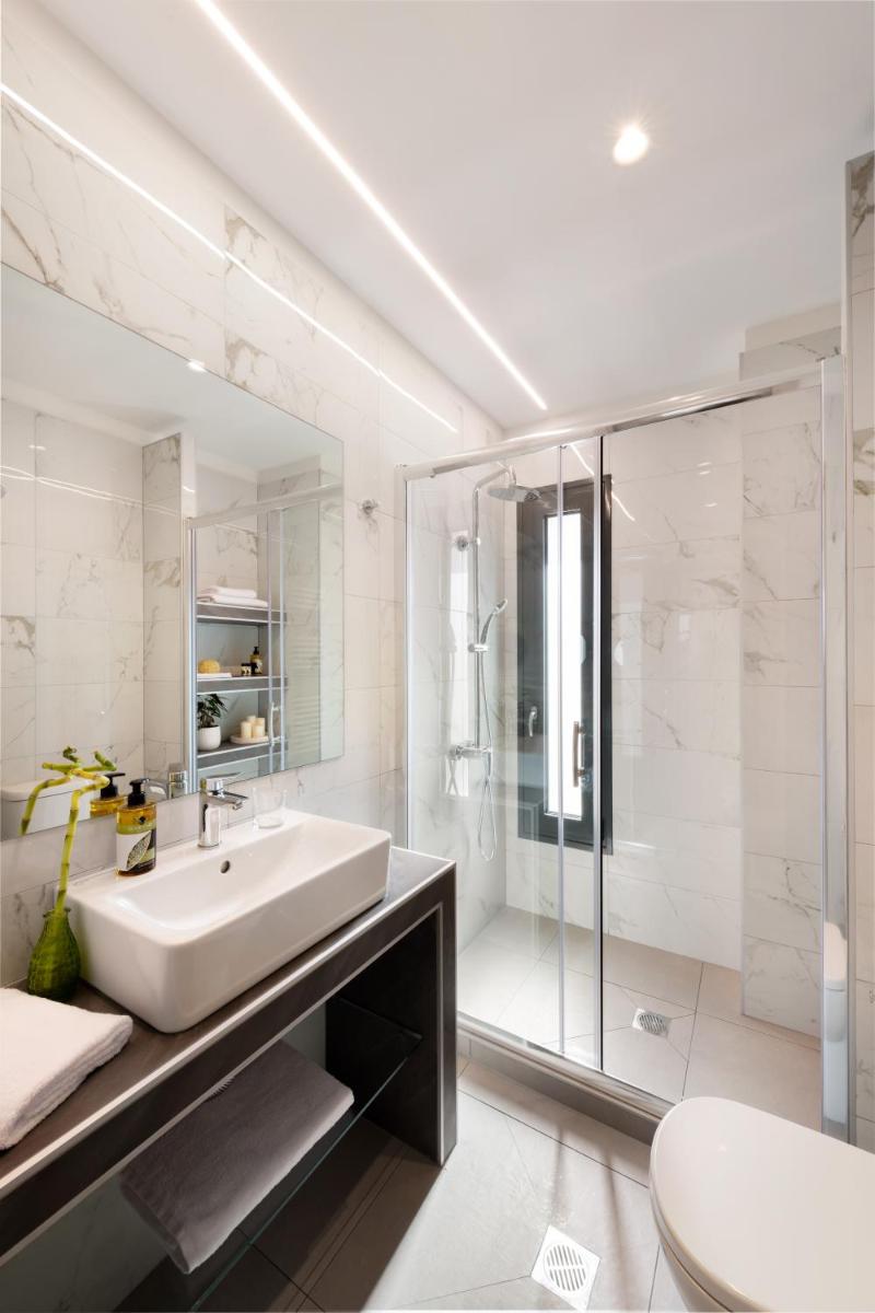 Thess Residences - Housity