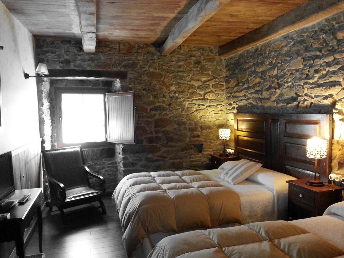Hostal De Montaña La Aldeya - Housity