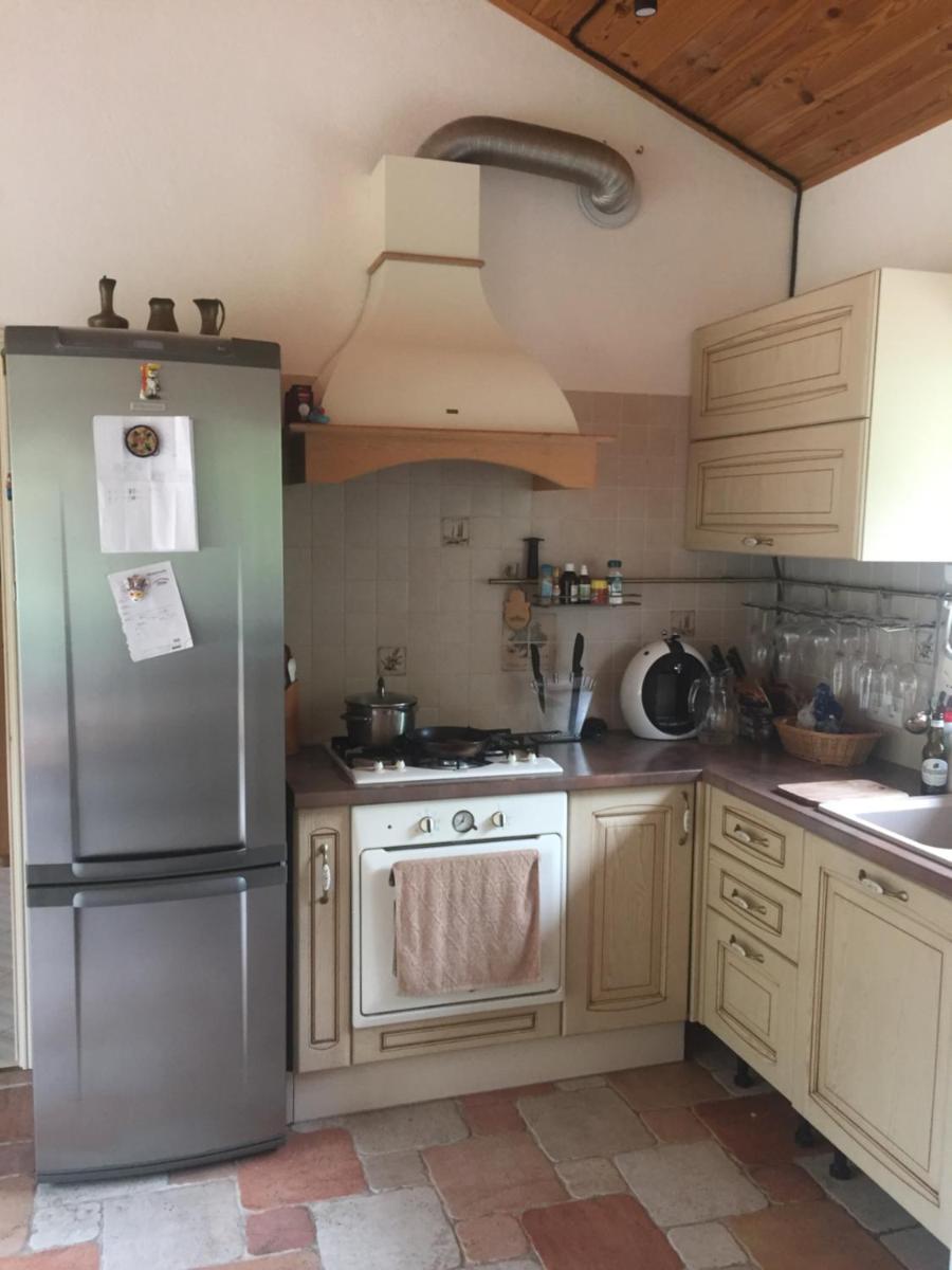 Villa near the forest and Kiev sea - Housity