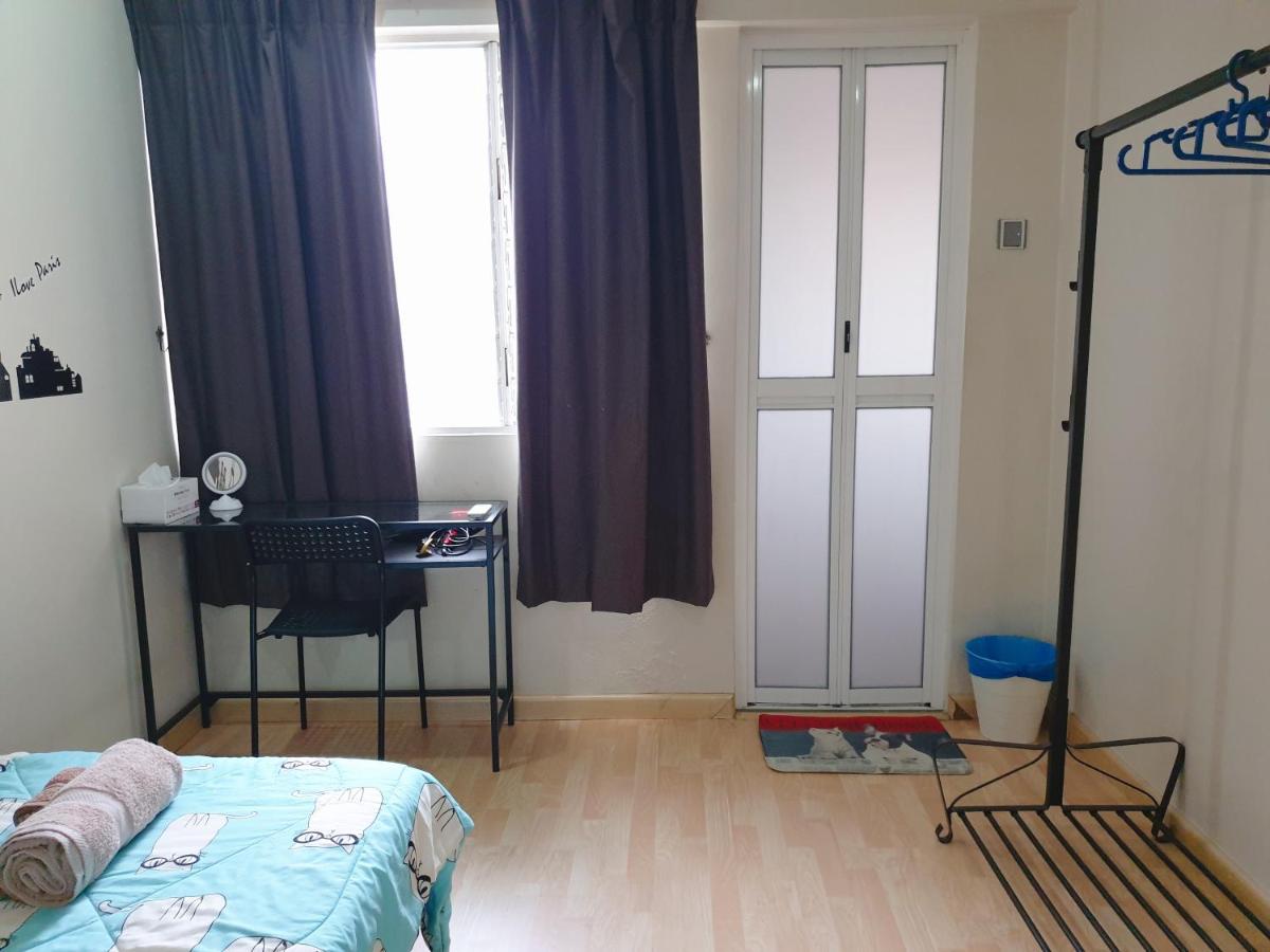 Vivie House - Housity