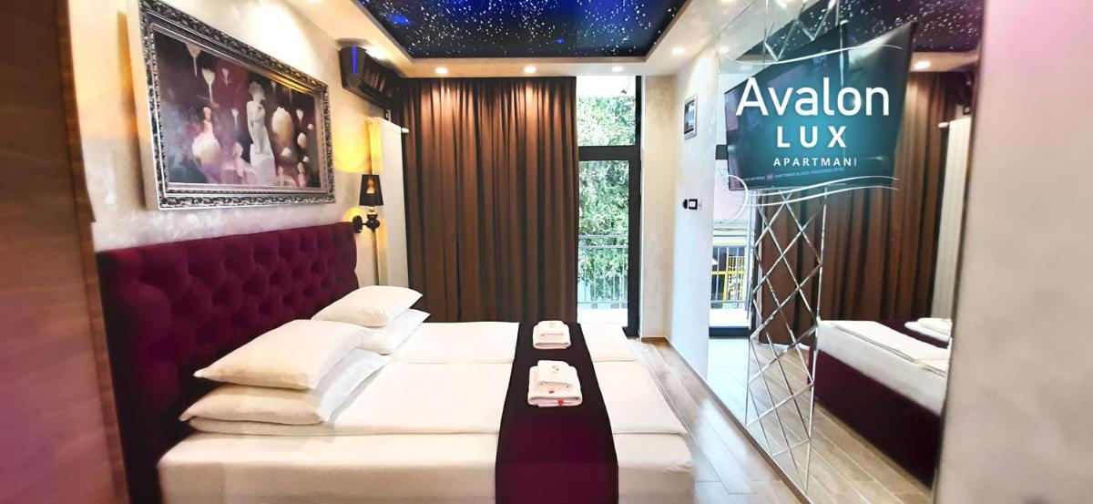 Avalon Lux Studio Apartment - Housity