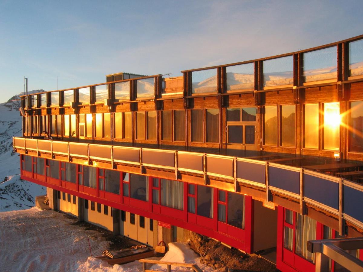 Glacier Hotel Grawand - Housity