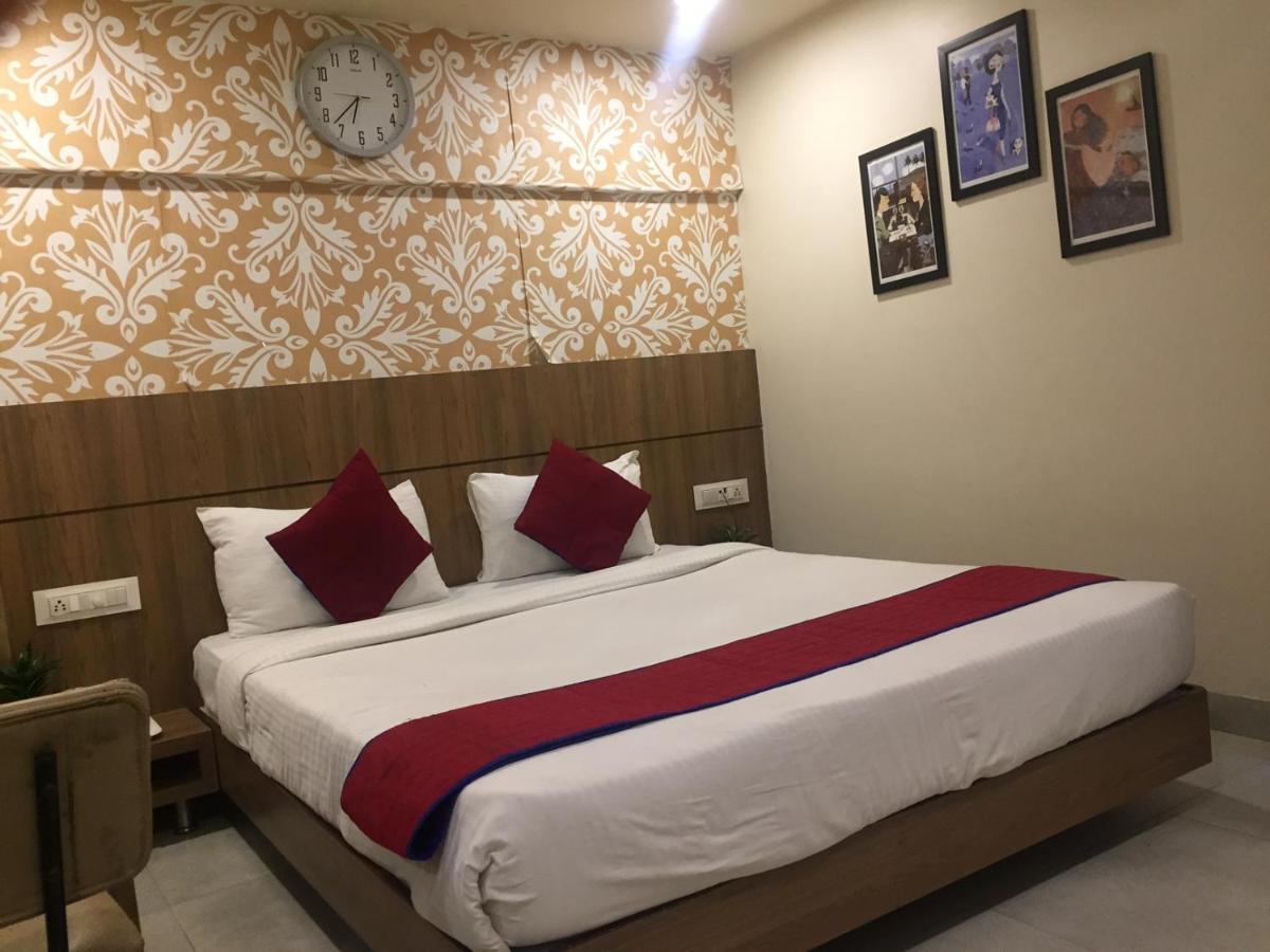Hotel Imperial - Housity