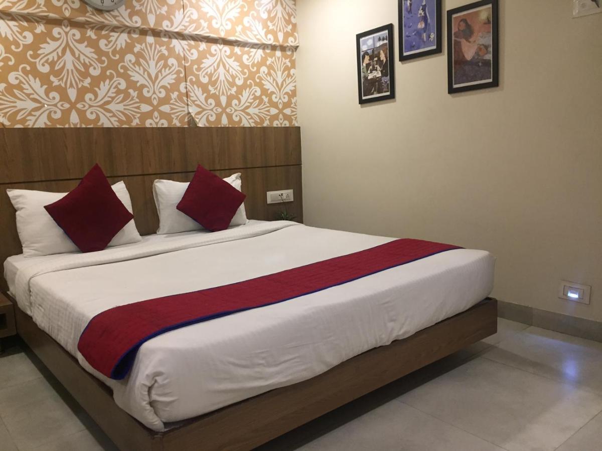 Hotel Imperial - Housity