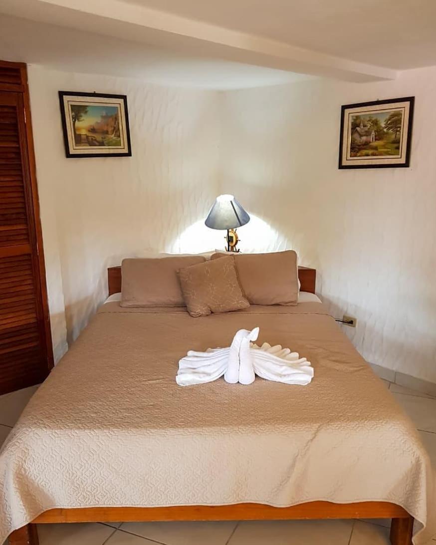 Hotel Valle Verde - Housity