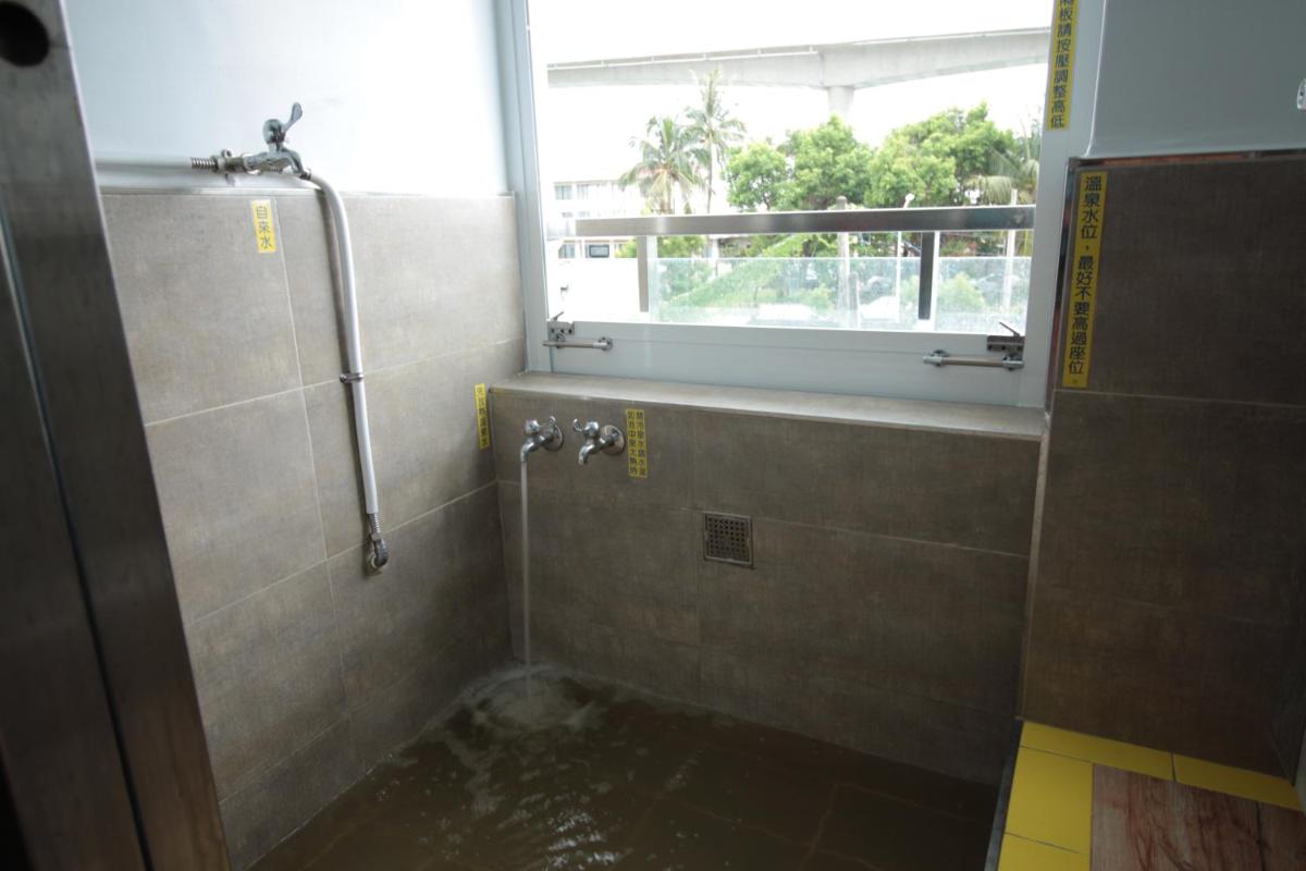Golden Station Homestay - Housity