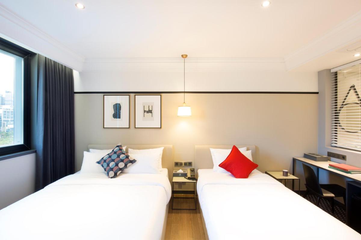 Brown Dot Hotel Jinju - Housity