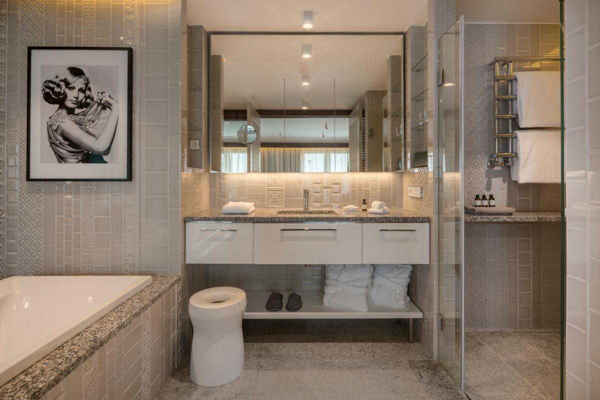 Un baño de El Llorenc Parc de la Mar - Adults Only (+16)