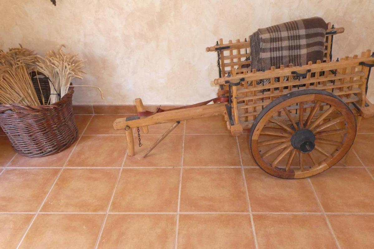 El Carro del Abuelo - Housity