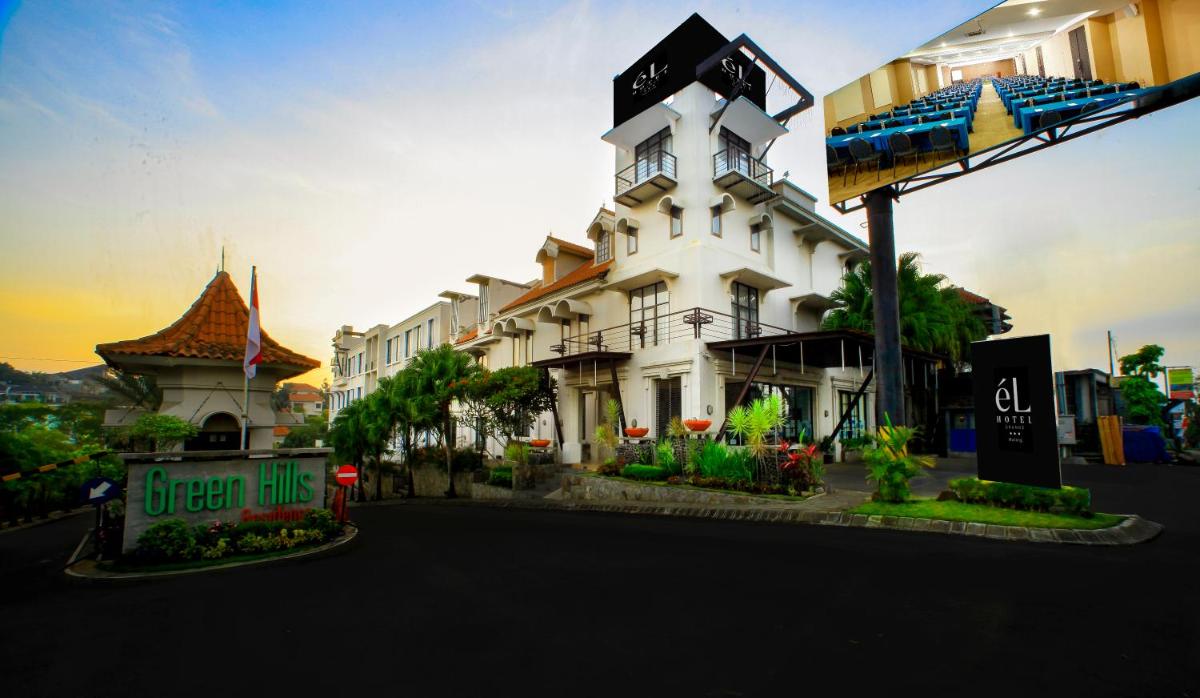 eL Hotel Malang - Housity
