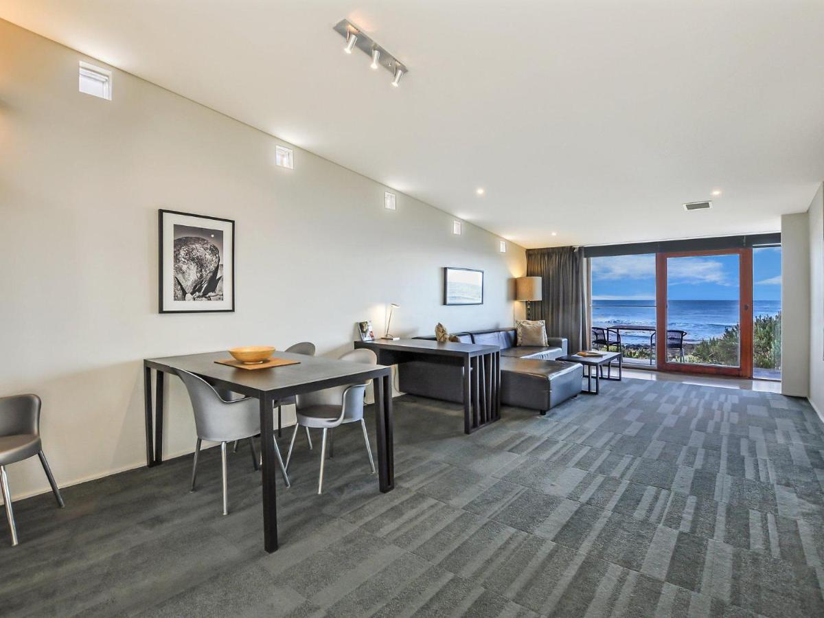 Hearns Beachside Villa 2 - Housity
