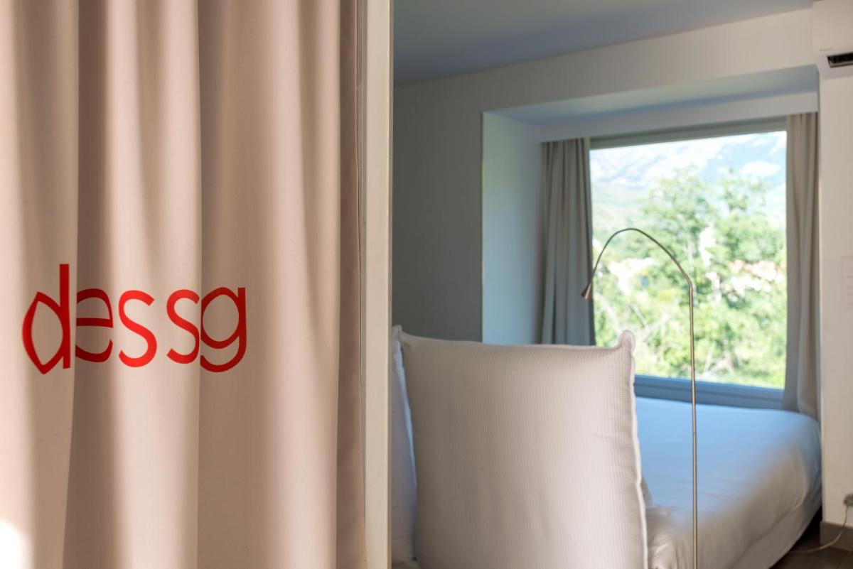 Coin salon dans l'établissement Artemisia Boutique Hotel