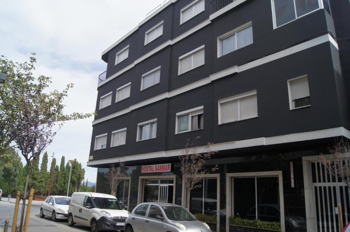 Hostal Sanmar - Housity