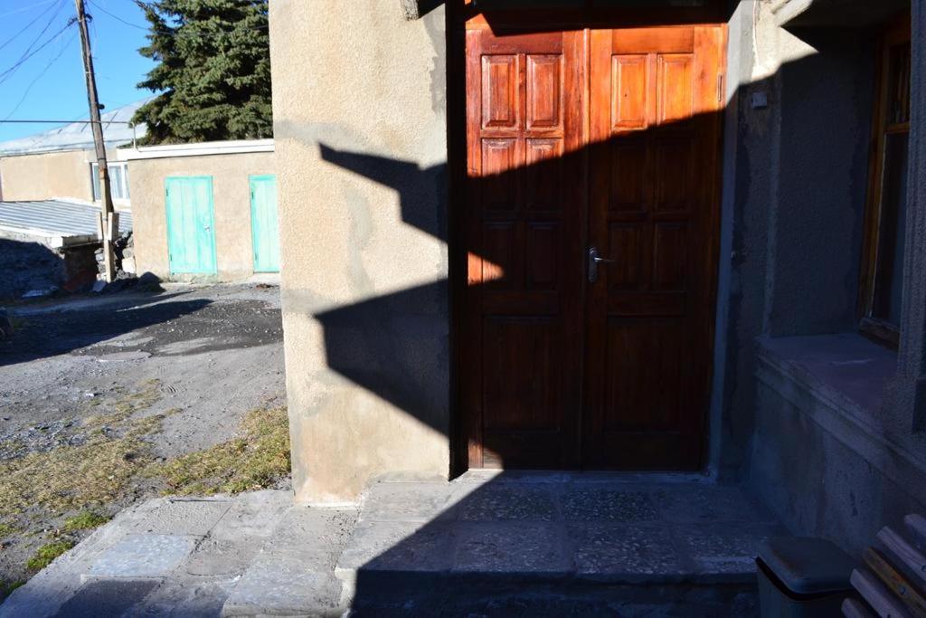 Agmashenebeli 22 - Housity