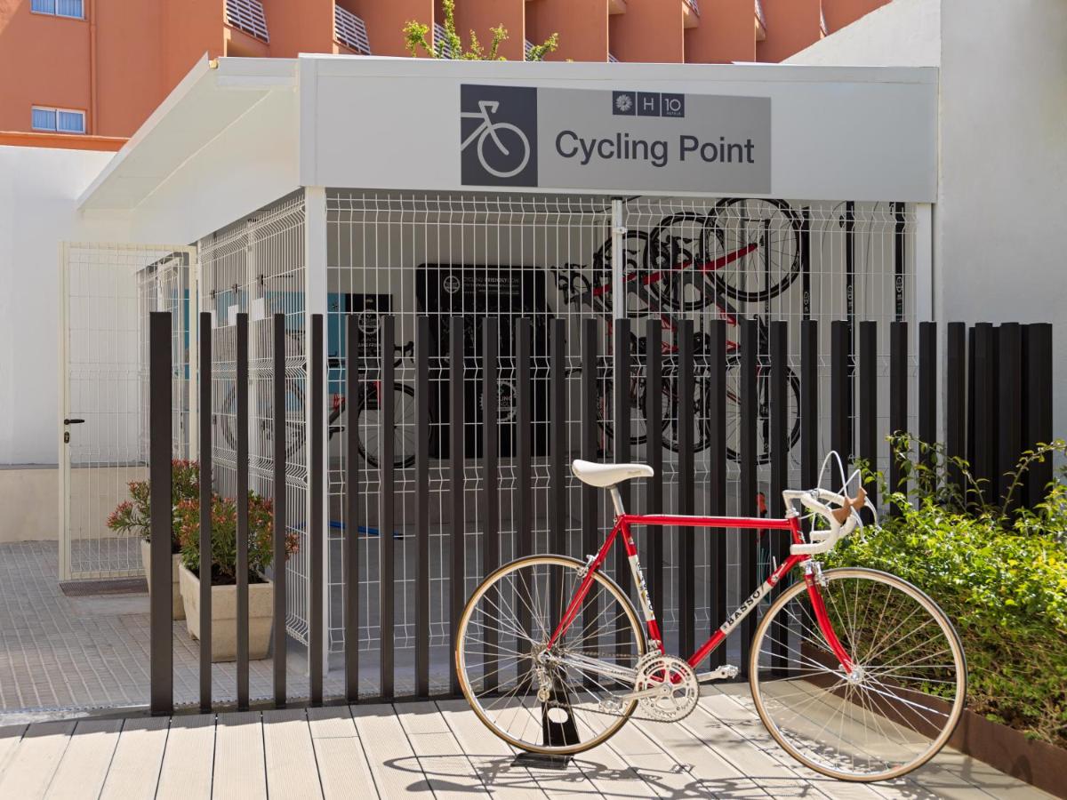 Montar en bicicleta en H10 Casa del Mar o alrededores