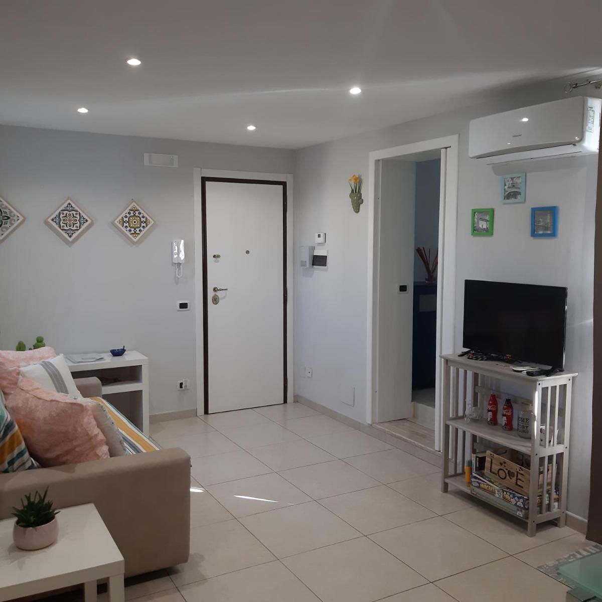 Attico Con Terrazza A Bari - Housity