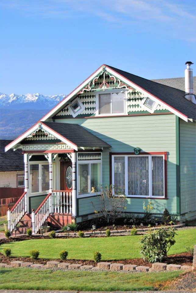 The Victorian Spa Retreat - Housity