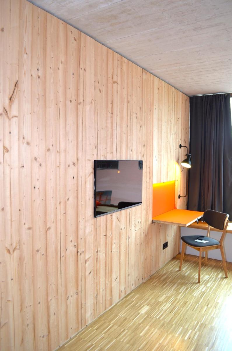 Hotel & Restaurant Zur Glocke - Housity