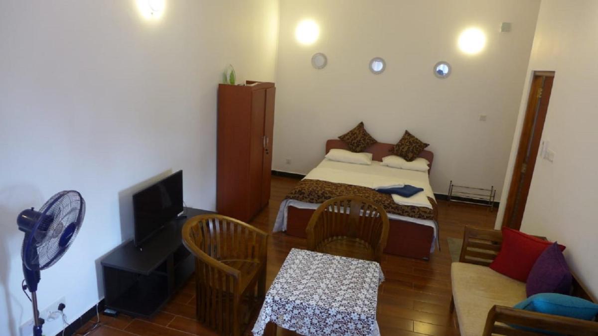 Negombo Luxury Studio Apartment - Housity
